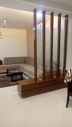Wooden Partition in Living Room 